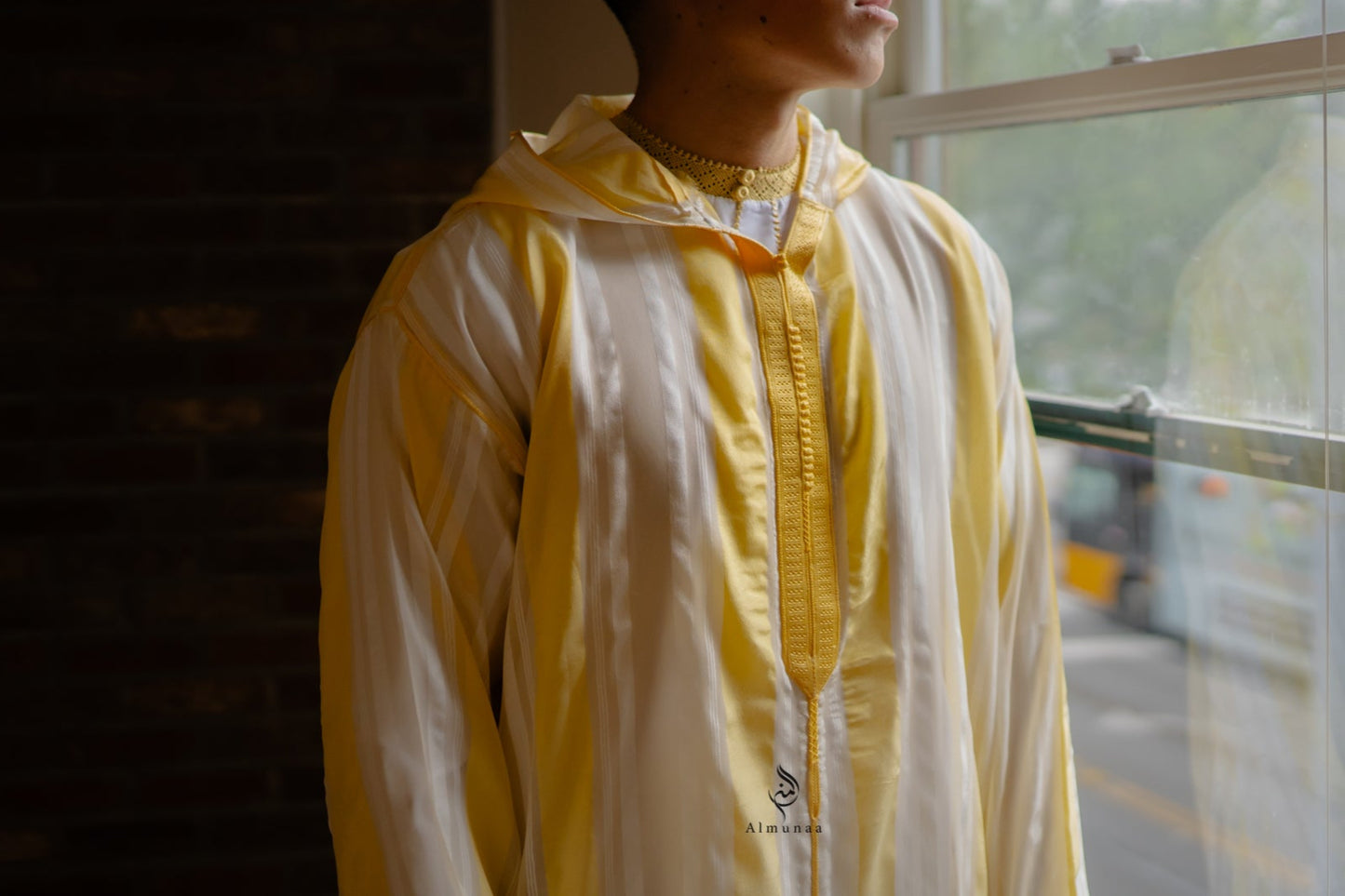 Luxurious Djellaba with Under Shirt in Stunning Royal Gold and White Color | Available in Different Sizes