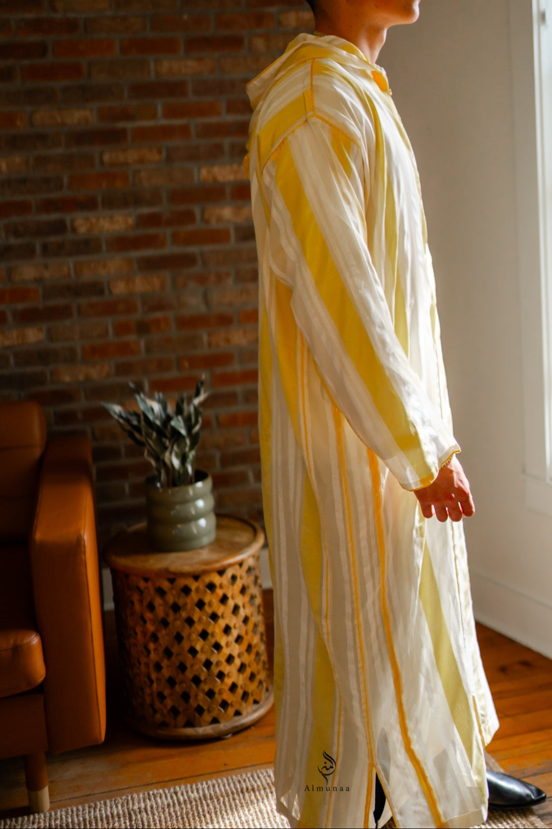 Luxurious Djellaba with Under Shirt in Stunning Royal Gold and White Color | Available in Different Sizes