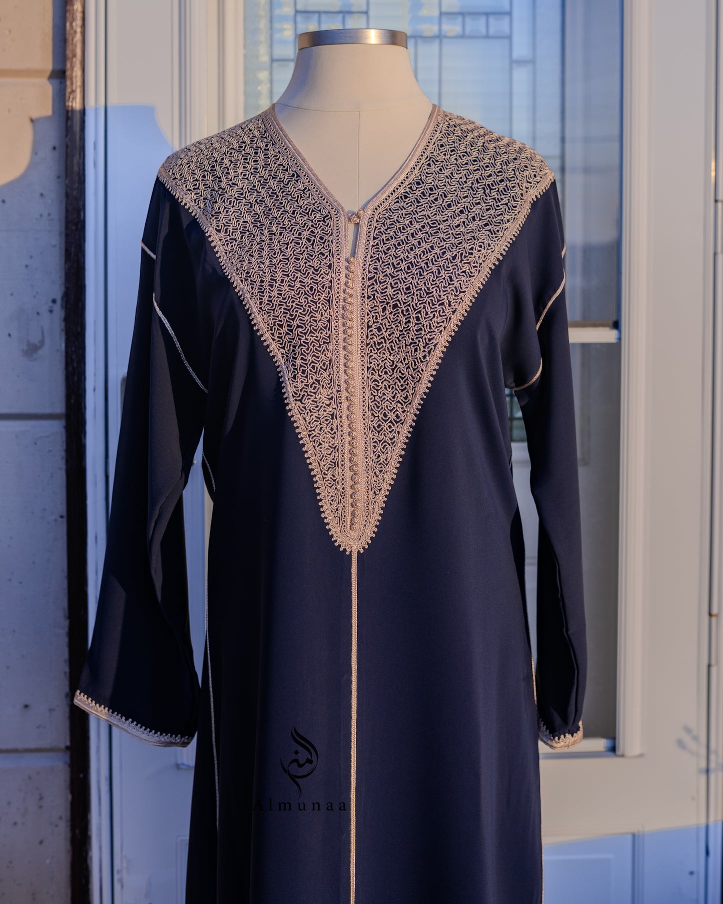 Luxurious Women's Moroccan Caftan – Modern Traditional Occasion Wear