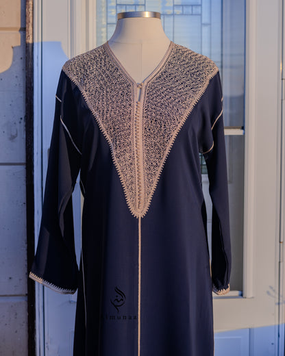 Luxurious Women's Moroccan Caftan – Modern Traditional Occasion Wear