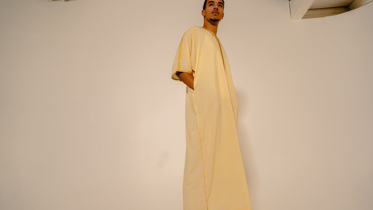 Traditional Moroccan Men’s Gandoura - Yellow Checkered Thobe with Golden Embroidery